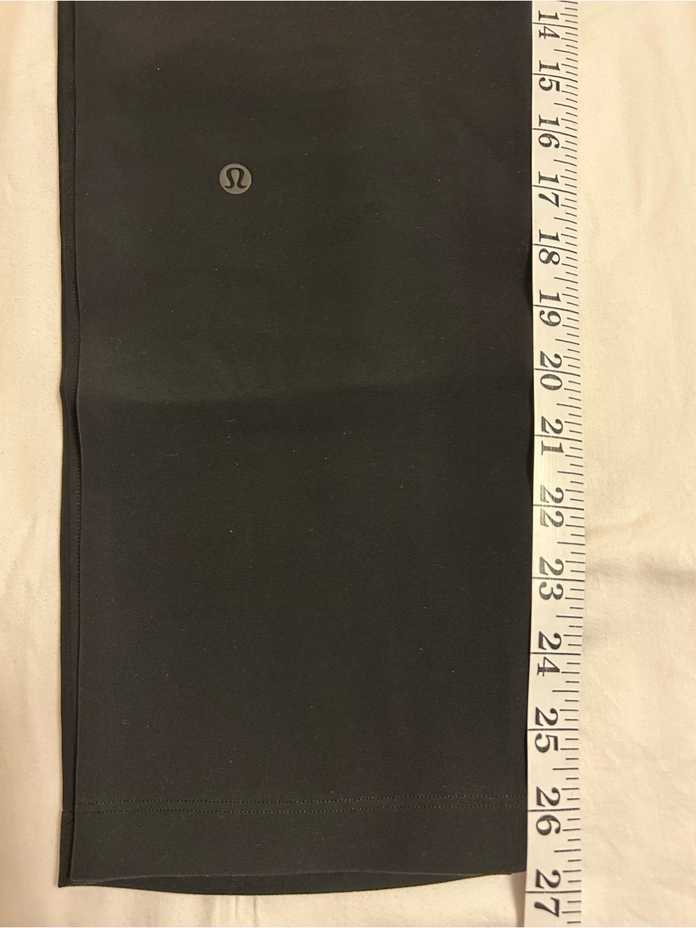 Lululemon On The Fly Pants Woven 27, NWOT, Size 4 - Picture 12 of 12